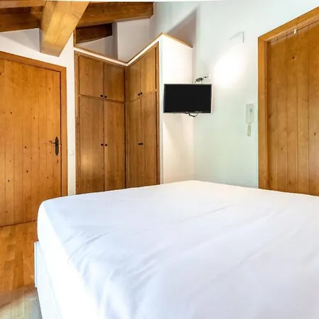 Apartamentsaloriaburg *