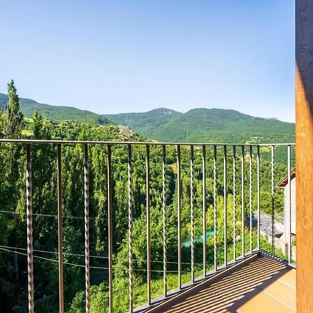 Apartamentsaloriaburg Farrera
