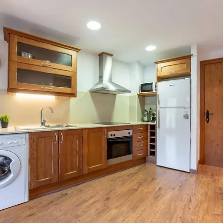 Apartamentsaloriaburg * Farrera